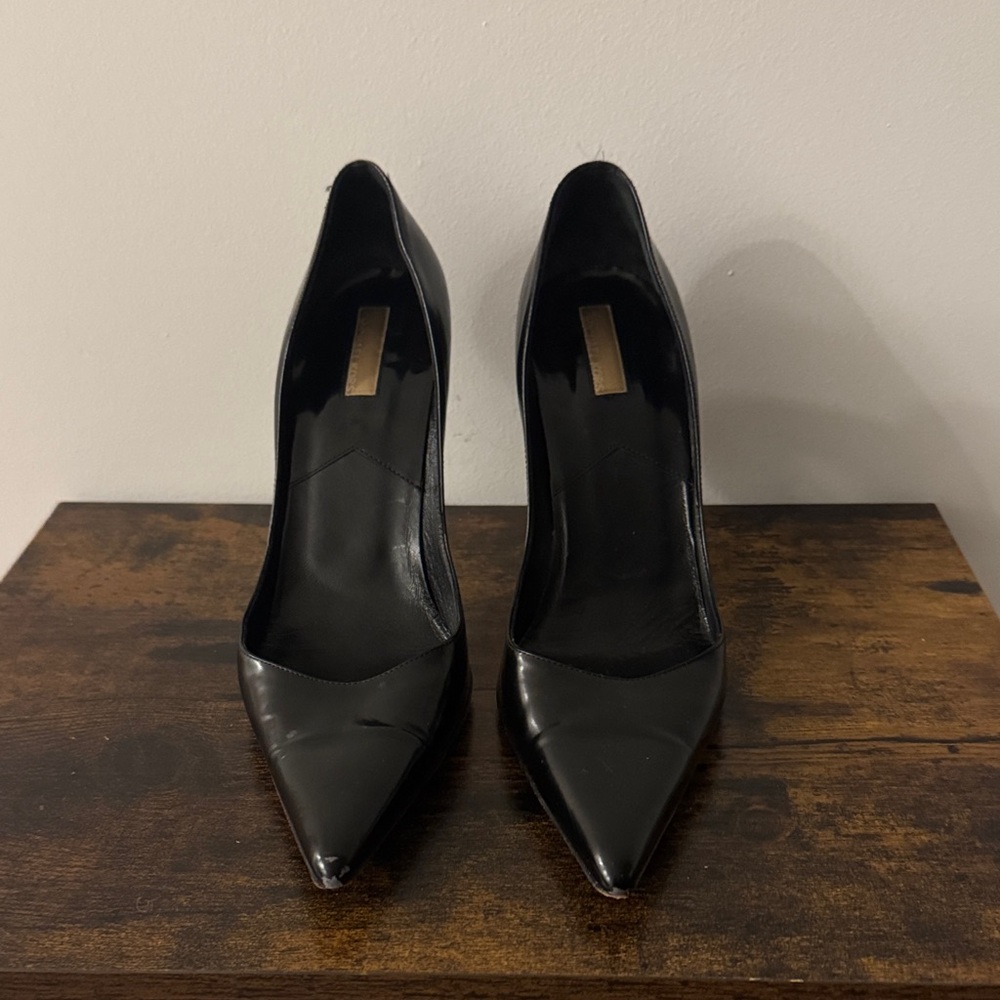 Michael Kors Black Patent Pointed-Toe Pumps Made in Italy